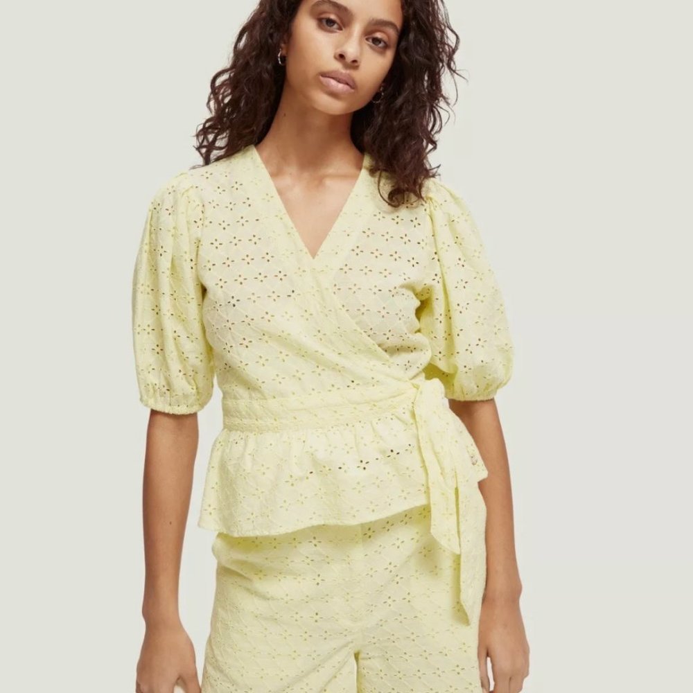Scotch & Soda Broderie Anglaise Wrap Top Size Medium Yellow Eyelet